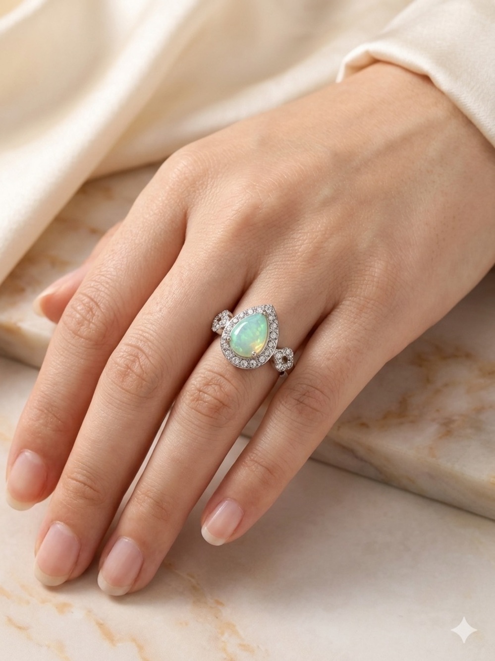 Vintage Teardrop Opal Rhinestone Ring Gold Tone Size 7.75 - Picture 3 of 4